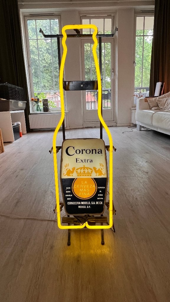 Originele Corona Neon Lamp – Werkt perfect – 82 x 25 cm, Autres marques, Autres couleurs de lumière, Enlèvement, Utilisé
