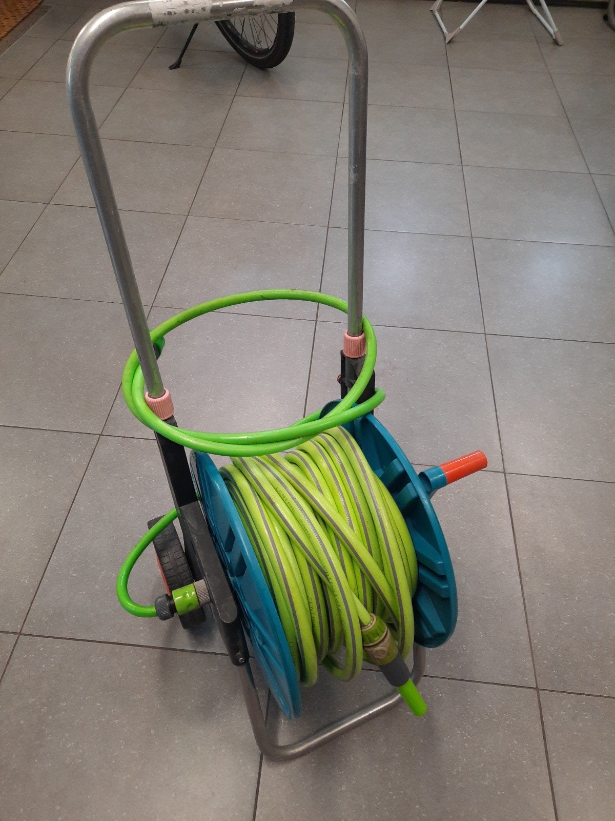 Tuinslang met haspel 25m Gardena., Tuin en Terras, Ophalen, Tuinslanghaspel