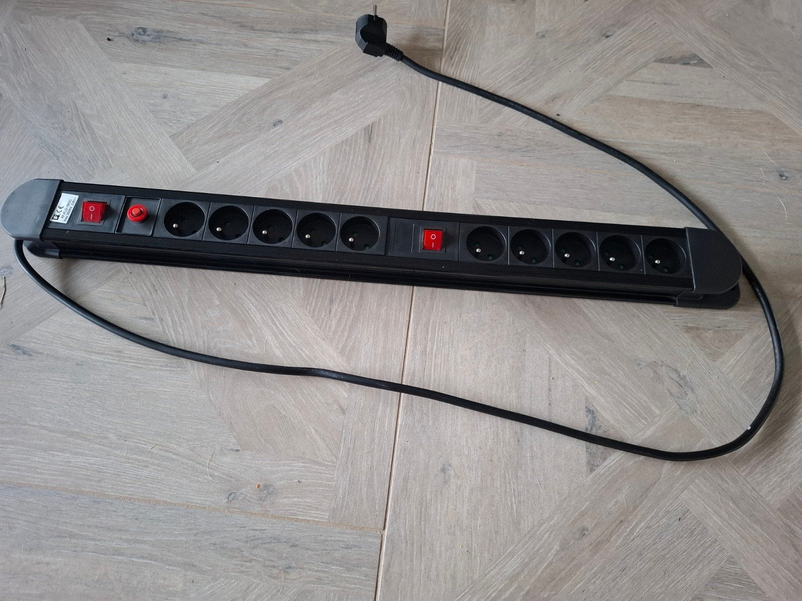 Boîte de jonction 2x 5 prises - max 3500W type KF-FLG-10K2C, Bricolage & Construction, Enlèvement, Comme neuf, Autres marques