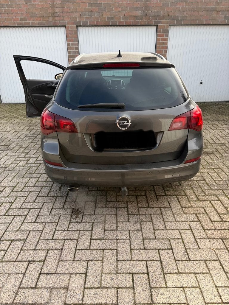Opel Astra, Autos, Euro 5, Achat, Boîte manuelle, Noir