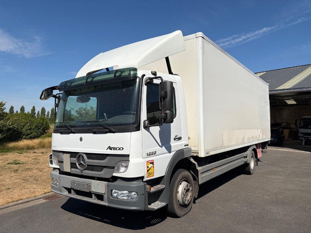 mercedes benz atego 1222, Euro 5, Achat, Entreprise, 2 places