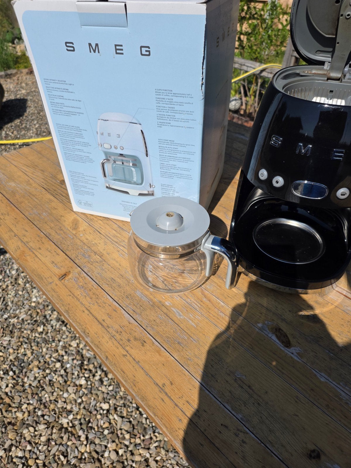 Smeg DCF02BLEU, Ophalen, Gemalen koffie