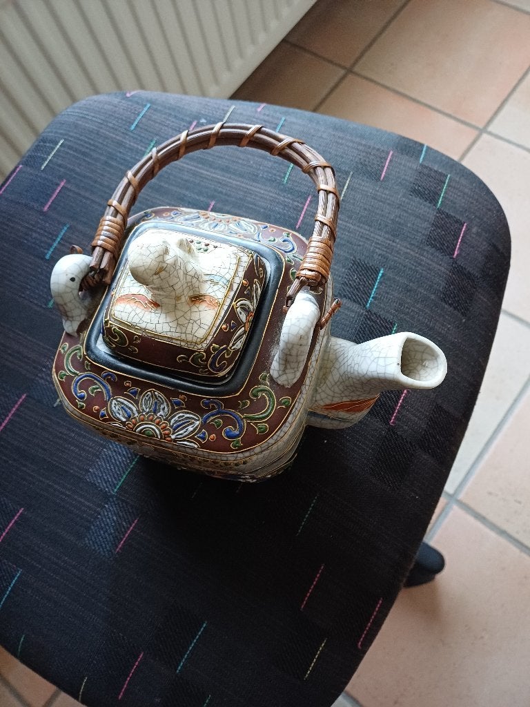 Theepot, Antiek en Kunst, Ophalen