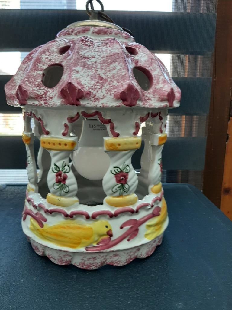 Keramiek hanglamp, Ophalen