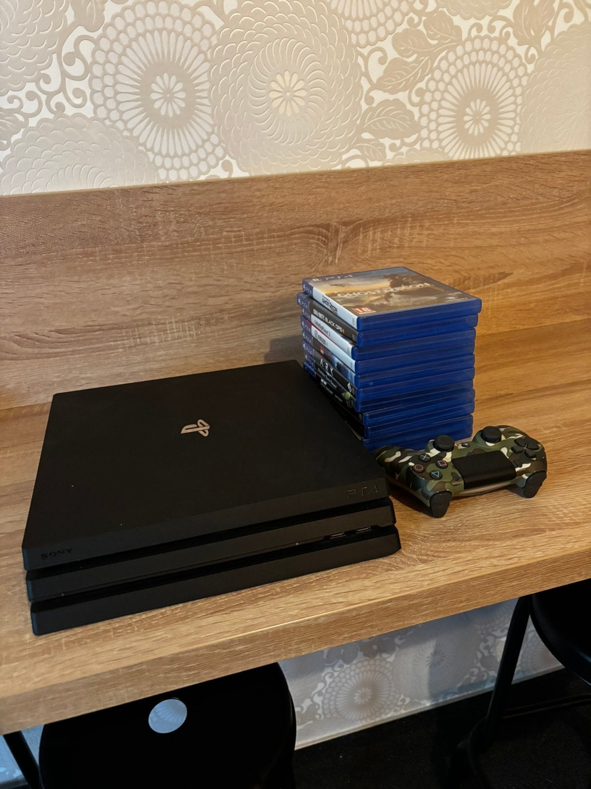 Playstation 4 pro + games en cnontroller, Games en Spelcomputers, Ophalen, Met 1 controller, Pro, 500 GB