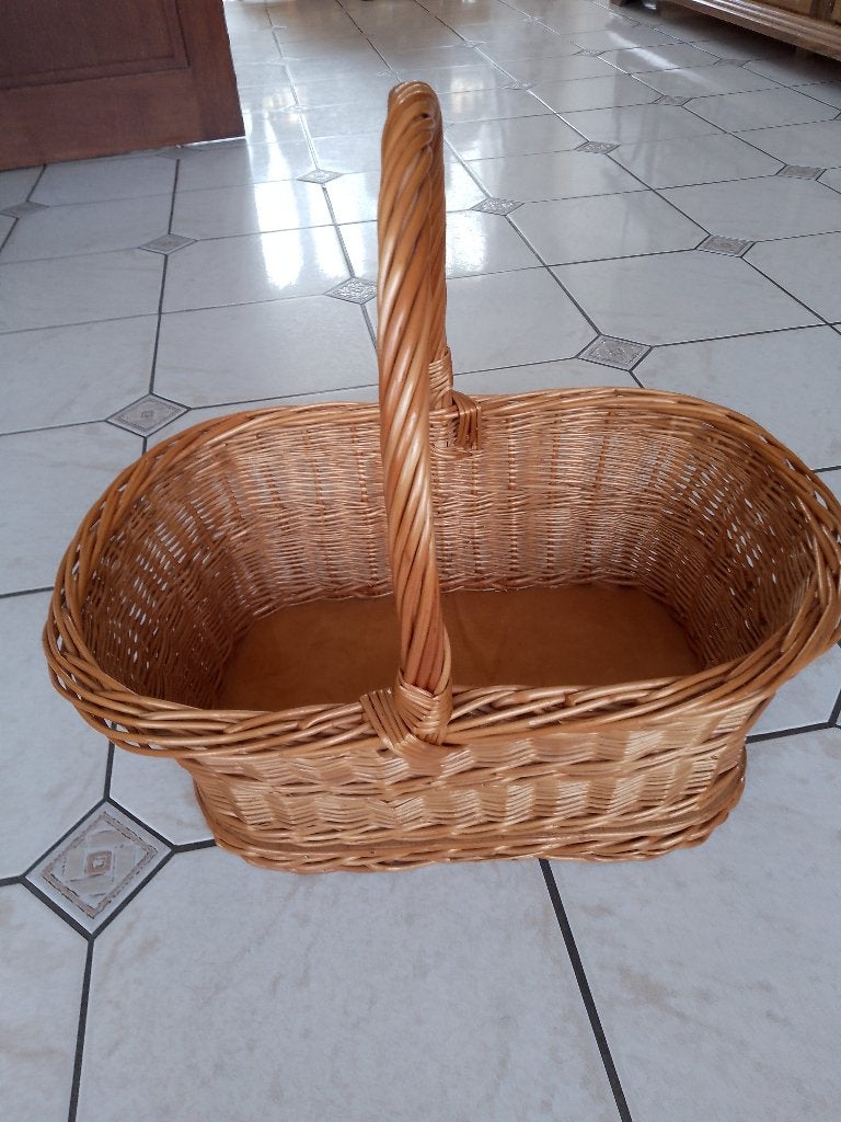 Panier en oser de pique-nique ou la cueillette de champigion, Hobby en Vrije tijd, Picknickmanden, Ophalen