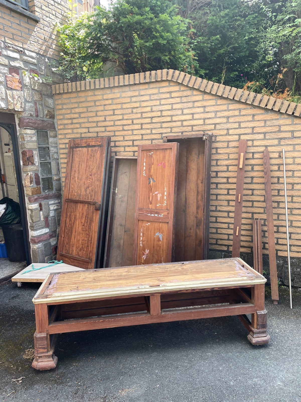Buffet en bois massif - a renover, Enlèvement, Utilisé, Autres essences de bois