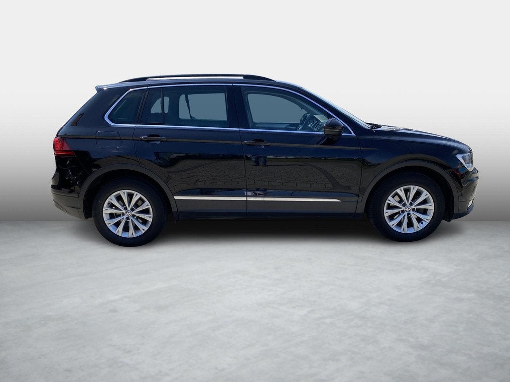 Volkswagen Tiguan 2.0 TDI SCR 110kW DSG Comfortline, Auto's, Stof, Gebruikt, 4 cilinders, 2000 kg