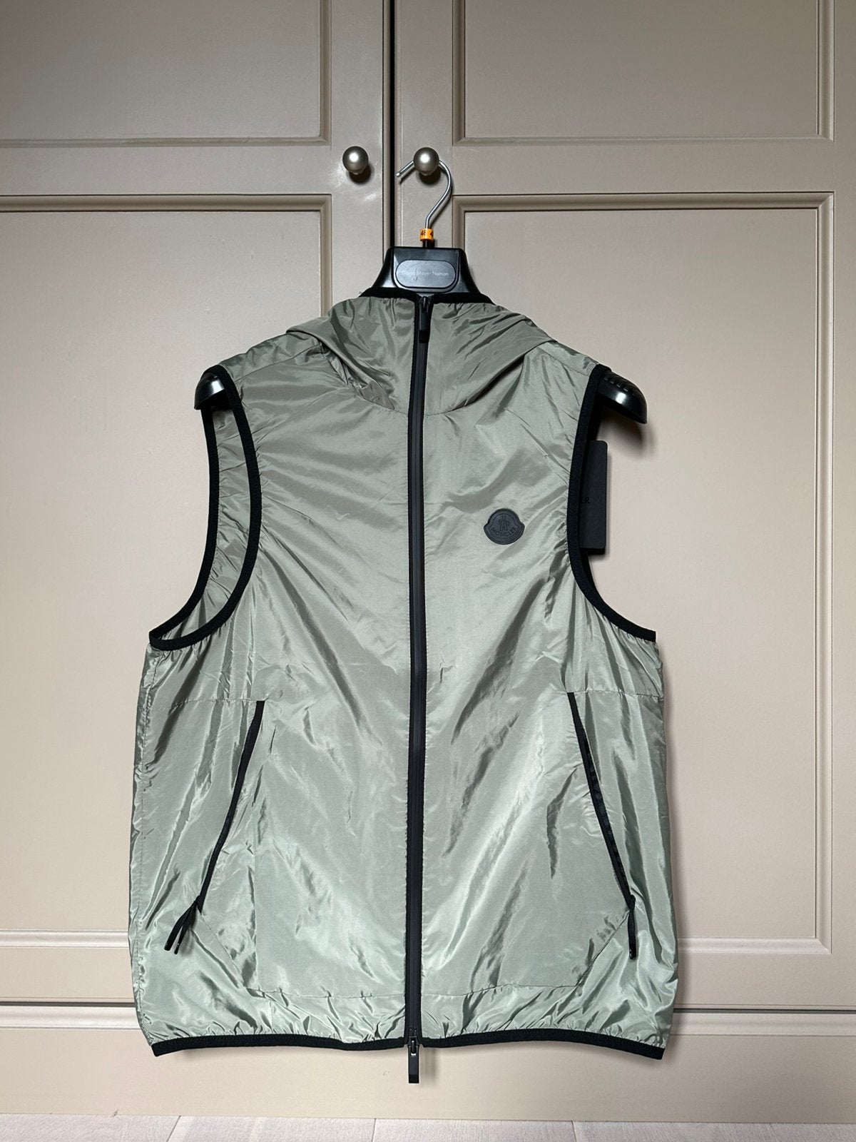 Moncler Moretan bodywarmer Size M, Verzenden, Zo goed als nieuw, Maat 48/50 (M)