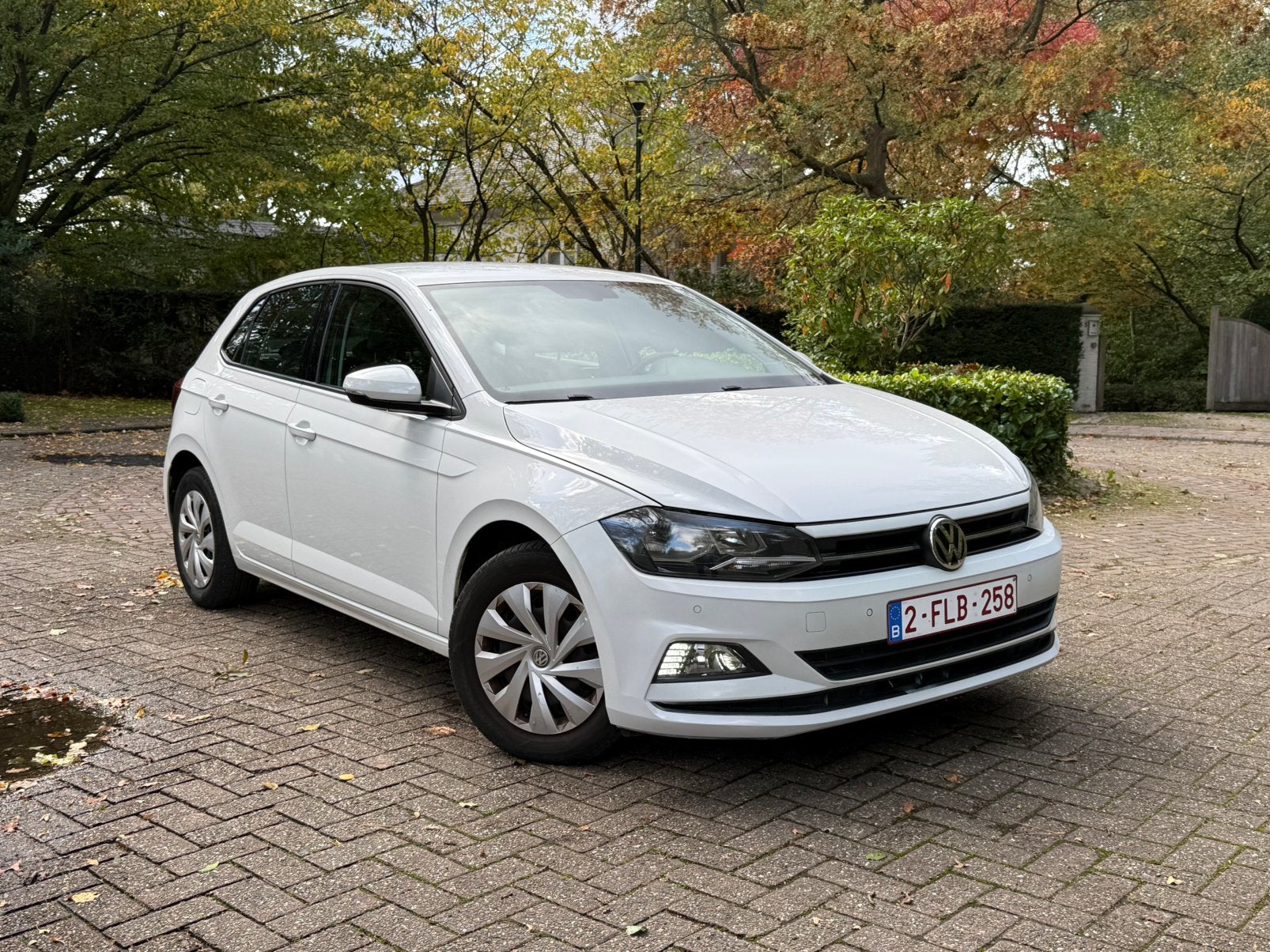 Vw Polo confortline 2019-essence- navigation- clim- euro 6d, Autos, Achat, Euro 6, Boîte manuelle, Entretenue par le concessionnaire