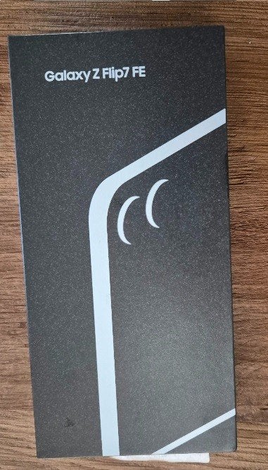 SAMSUNG Z FLIP 7, Telecommunicatie, Ophalen of Verzenden, Zo goed als nieuw