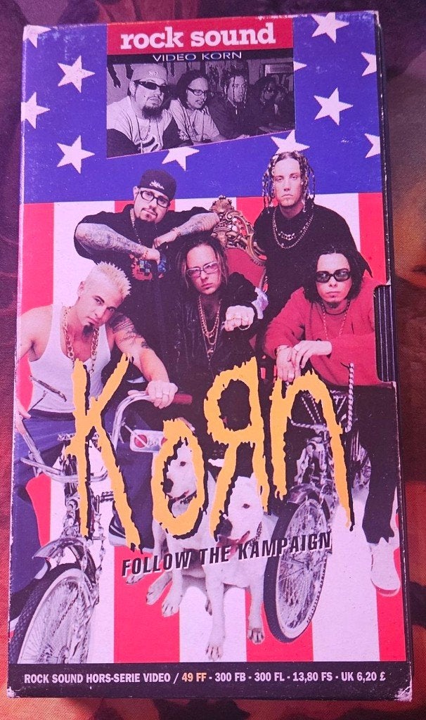 Korn - Follow the Kampaign (VHS collector 1998), Extras, Anglais, Tous les âges, Enlèvement