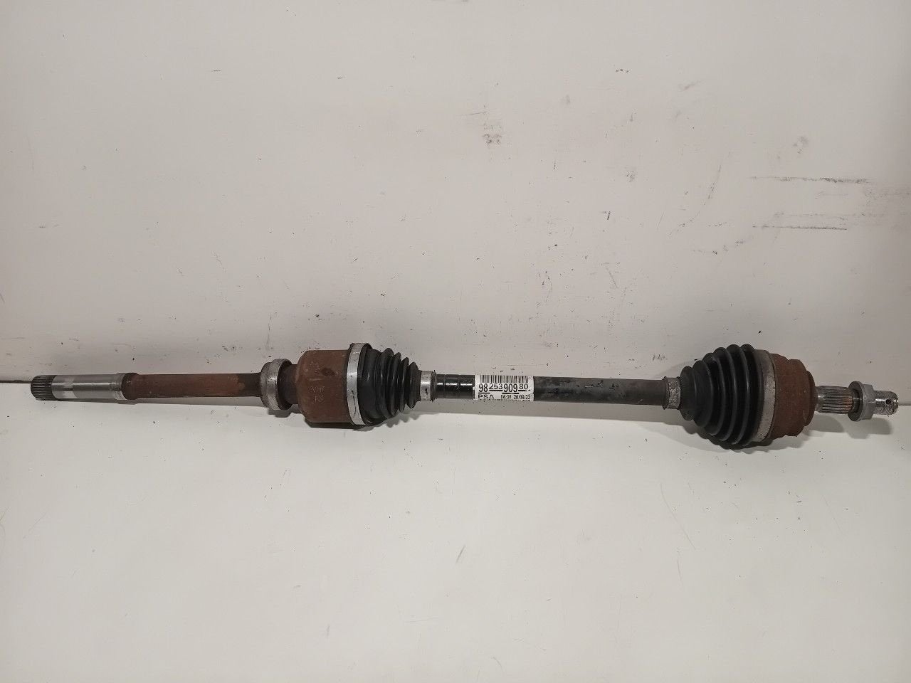 Aandrijfas rechts voor Opel Corsa, Auto-onderdelen, Onderdelen@venauto.nl, Van der Ven Autorecycling B.V., Gebruikt, Ettenseweg 76, 4706 PB Roosendaal, The Netherlands