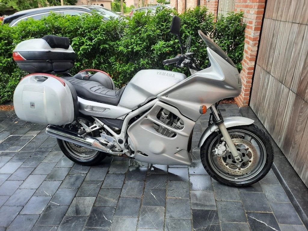 prachtoccasie moto, perfecte staat, Motoren, Cardan-aandrijving, Occasion, 4 cilinders, Motorrijbewijs A