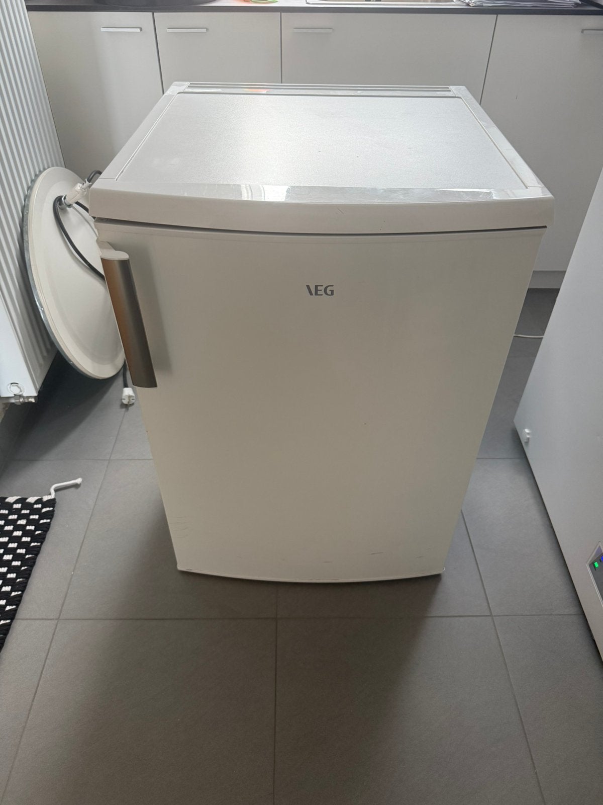 AEG frigo, Elektronische apparatuur, Gebruikt, Ophalen, 85 tot 120 cm, Vrijstaand