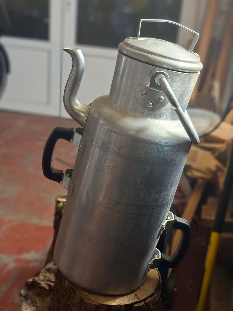 vintage aluminium kan, Antiek en Kunst, Antiek | Keukengerei, Ophalen
