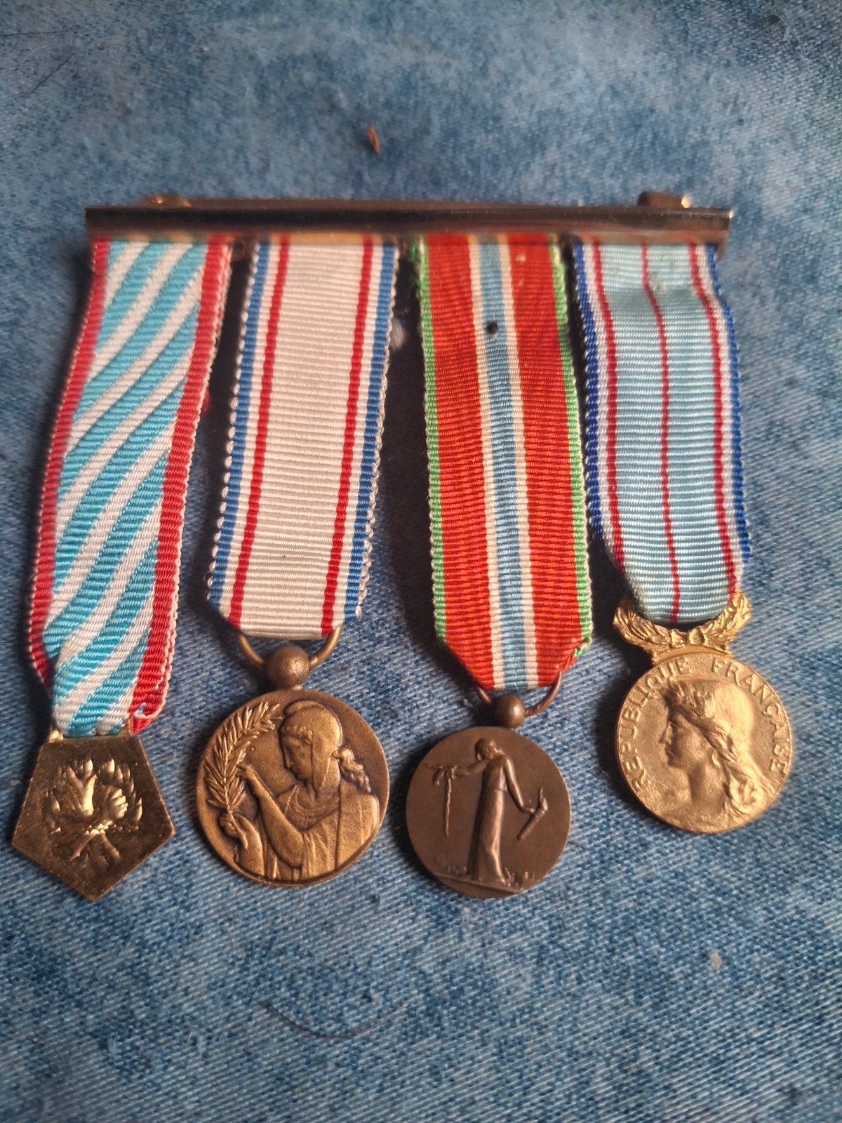 médaille miniature, Enlèvement ou Envoi