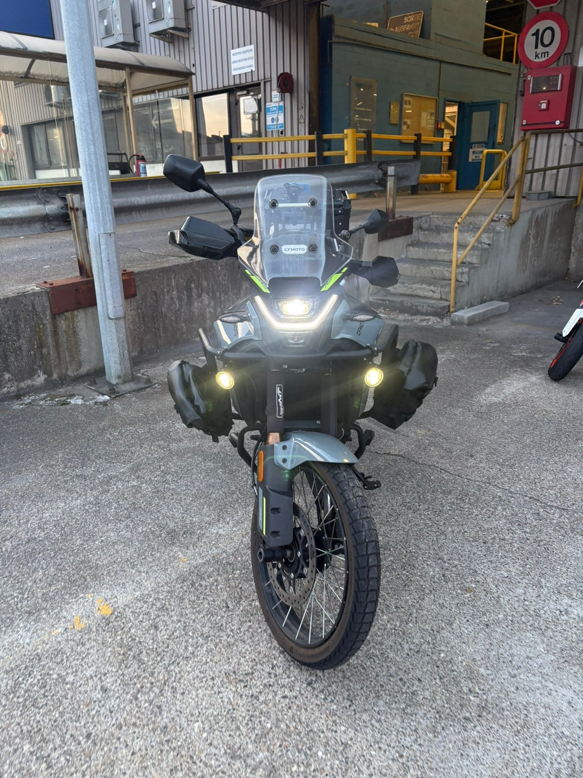 CF Moto 450 MT, 450 cc, 2 cilinders, Occasion, ABS