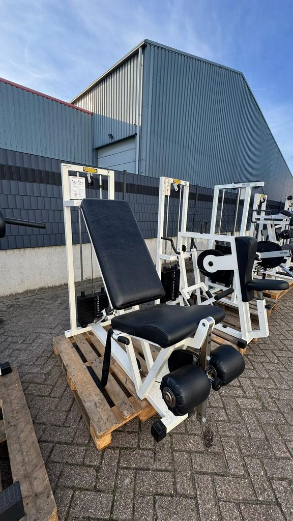Technogym Isotonic Leg Extension, Enlèvement, Utilisé, Jambes