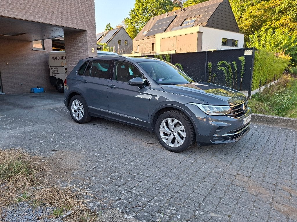 Volkswagen Tiguan, Autos, Argent ou Gris, Achat, 1800 kg, Euro 6