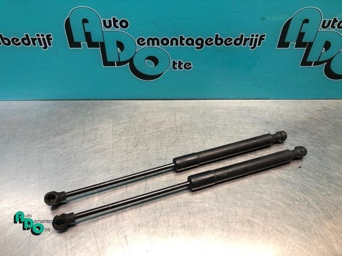 Kit amortisseur gaz hayon d'un Mercedes Citan (Citan 12-), Autos : Pièces & Accessoires, 3 mois de garantie, Utilisé, -, -