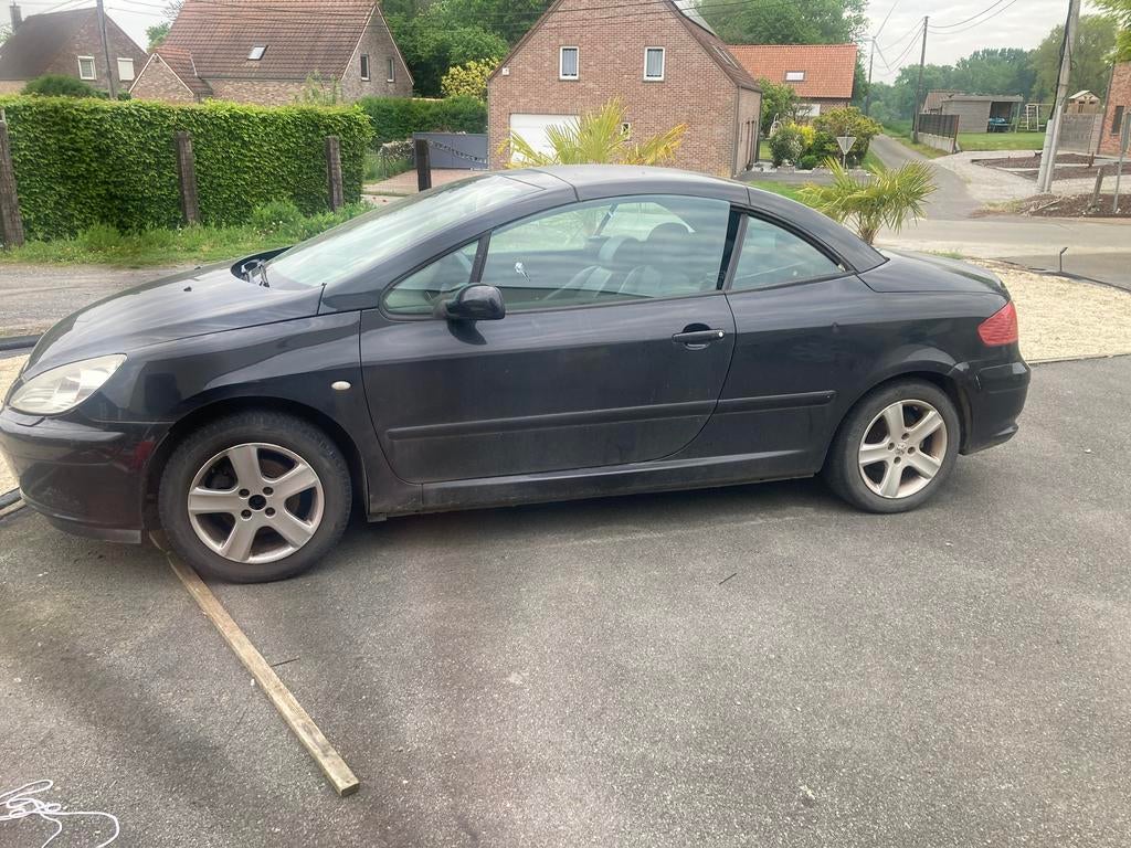Peugeot 307 cc de 2004 2.0 ess de 136 ch, Autos, Cuir, Achat, Cabriolet, Boîte manuelle