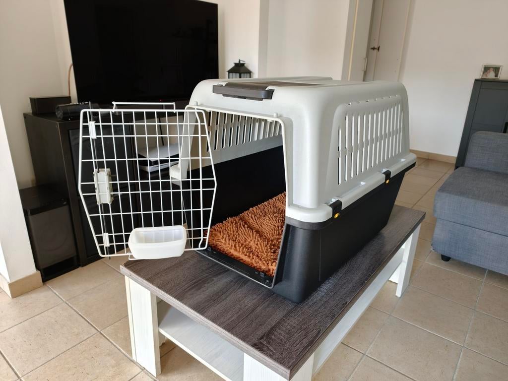 Transportbox Ferplast Atlas Professional voor honden, Dieren en Toebehoren, Ophalen, Zo goed als nieuw, Hondenhok