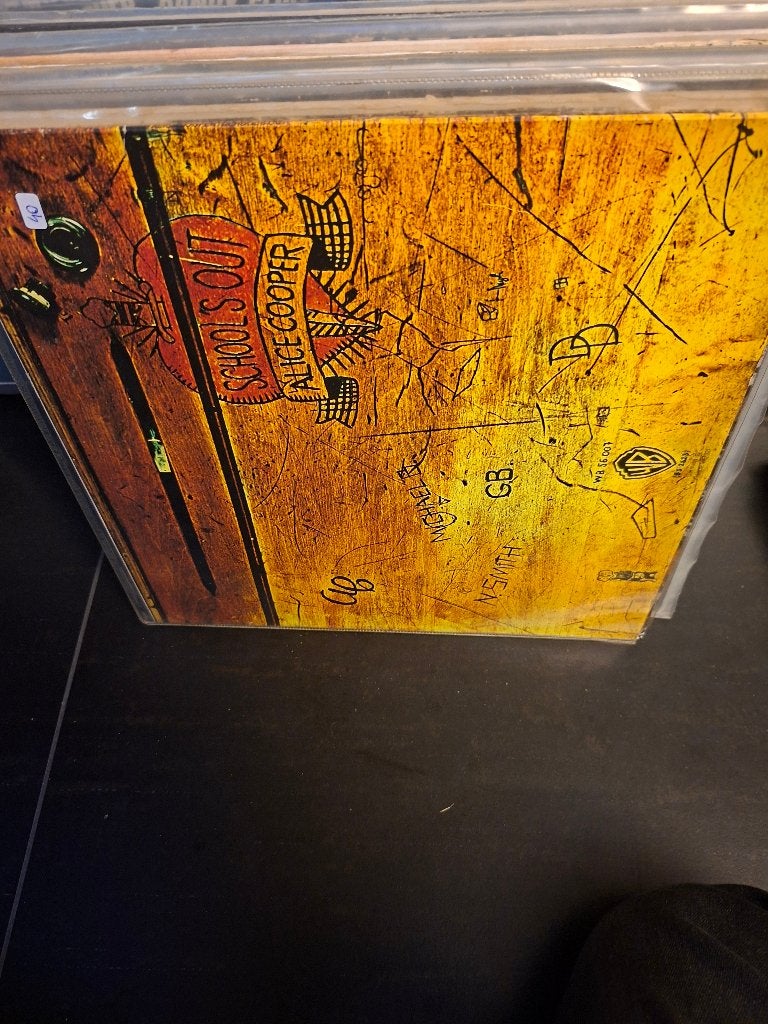 lp - alice cooper - school's out - vak 9, CD & DVD, Enlèvement ou Envoi, Comme neuf, Housse de protection extérieure, Hard rock