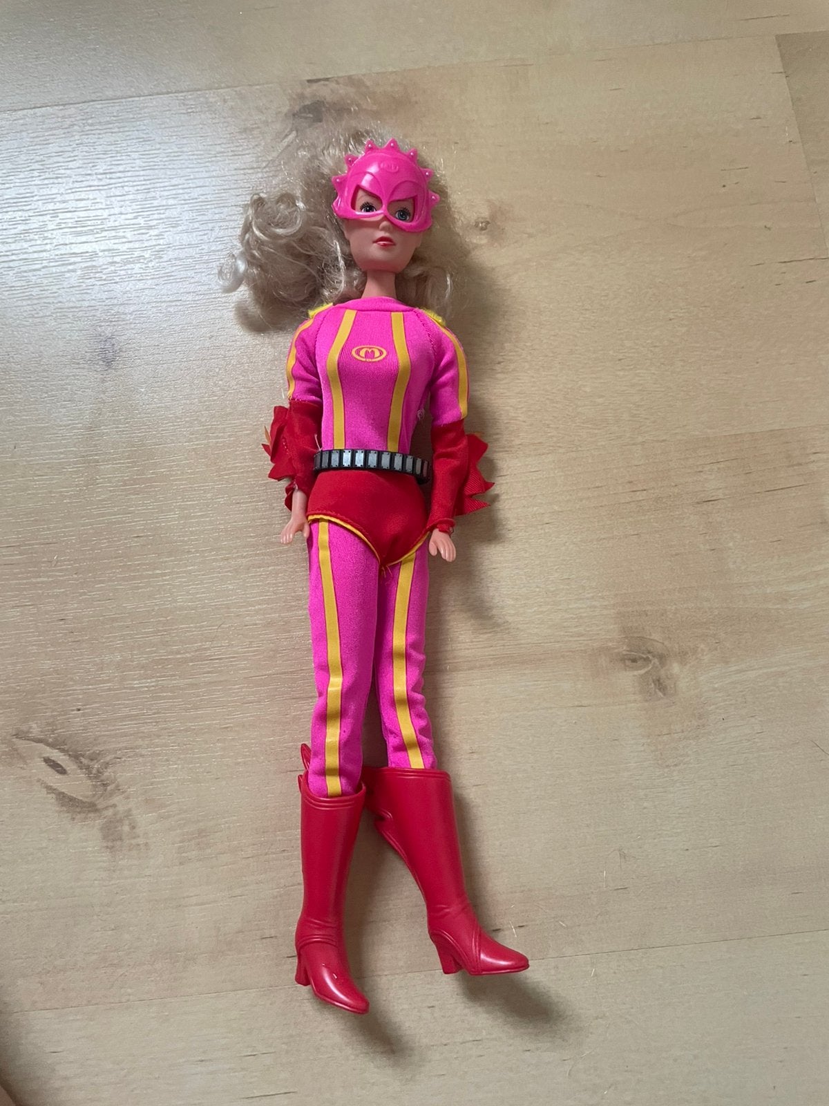 mega mindy barbie, Ophalen of Verzenden, Zo goed als nieuw