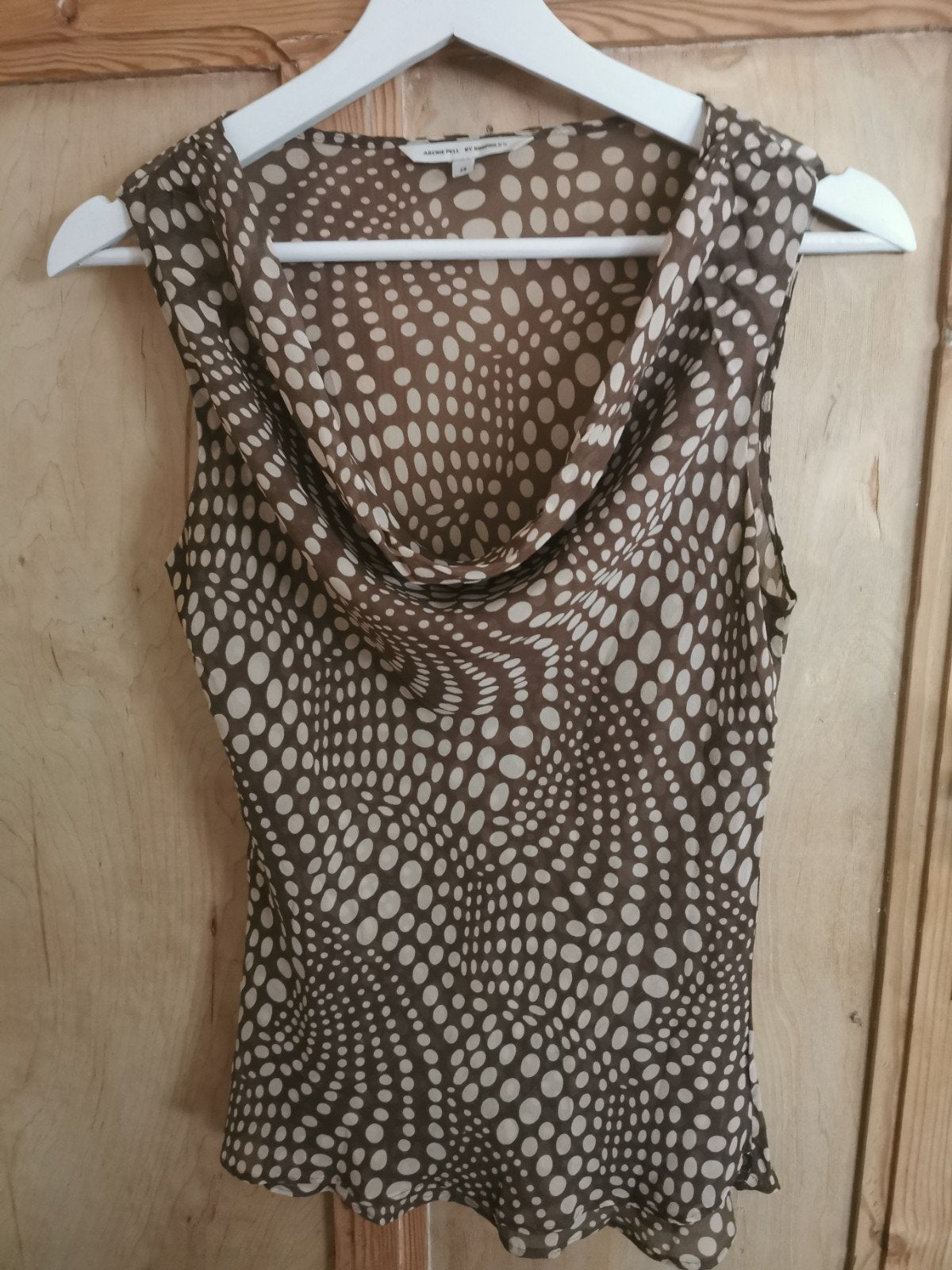 Heel mooi topje in zijde van Archie Pell by Bruphils, Kleding | Dames, Maat 38/40 (M), Bruin, Ophalen of Verzenden, Zo goed als nieuw