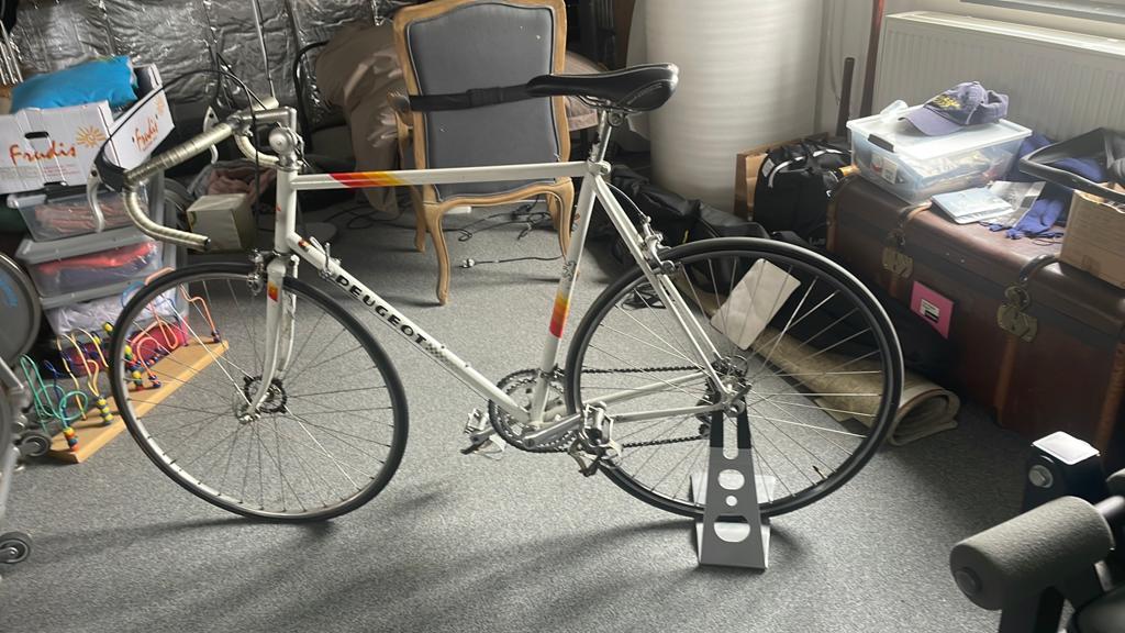 Rétro koersfiets, Ophalen