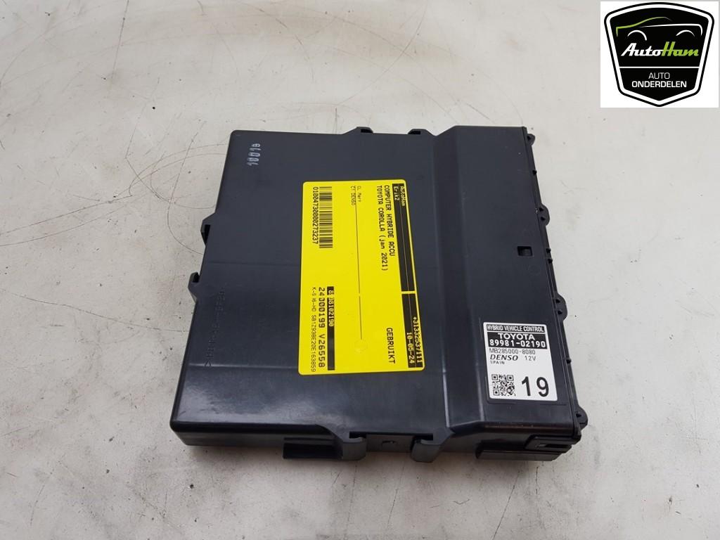 DIVERS Corolla Touring Sport (E21 / EH1) (|8998102190|), Utilisé, Toyota