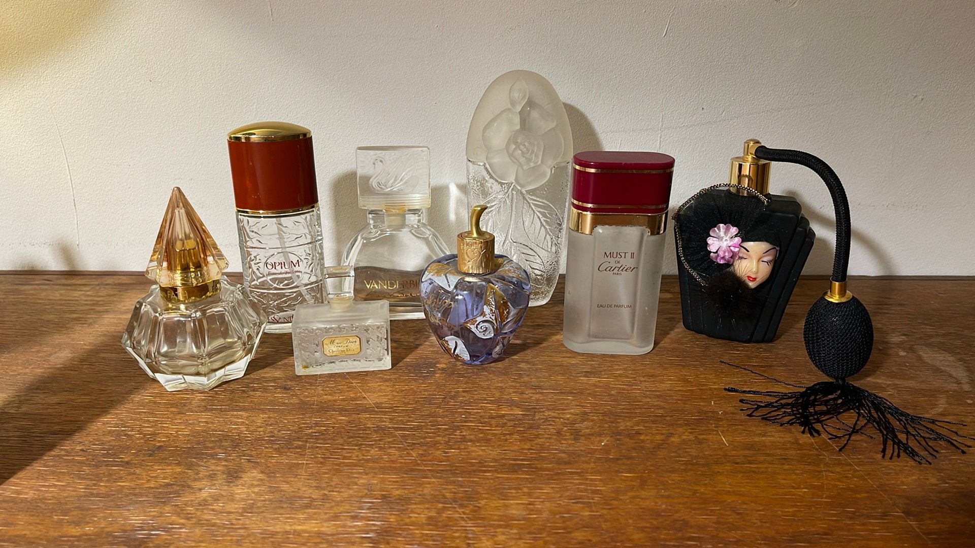 Vintage Lot van 8 Lege Parfumflessen & Sierverstuiver, Ophalen of Verzenden, Gebruikt
