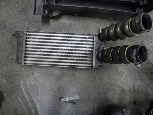 RADIATEUR INTERCOOLER Citroën C4 Picasso (UD / UE / UF), Gebruikt, Citroën, Kontakt-citroen@citroen.com, Citroën Deutschland GmbH
