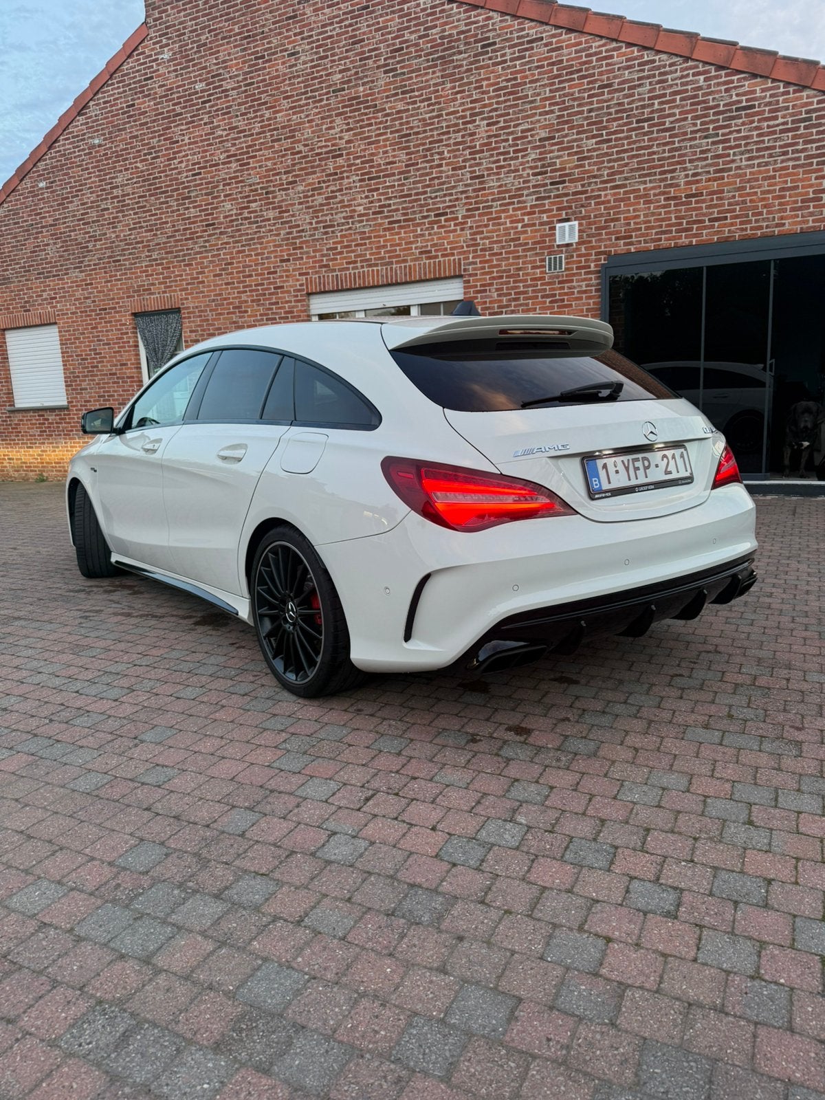 Mercedes CLA 45 AMG shooting break, Autos, Achat, Euro 6, Noir, 5 portes