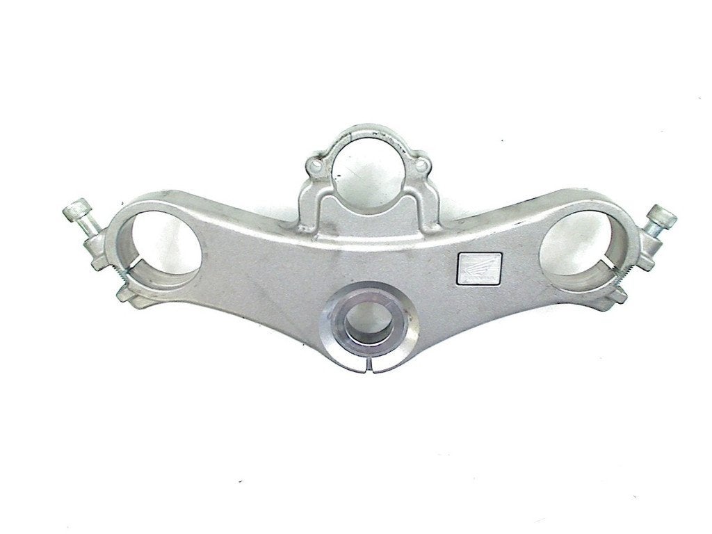 TOP YOKE TROIS POINTS VFR 800 Fi 1998-2001 (VFR800Fi RC46), Dhr. S. di Majo, Utilisé, Info@cama-motorparts.nl, P.J. Troelstraweg 8 8
3144 CX  MAASSLUIS, NL