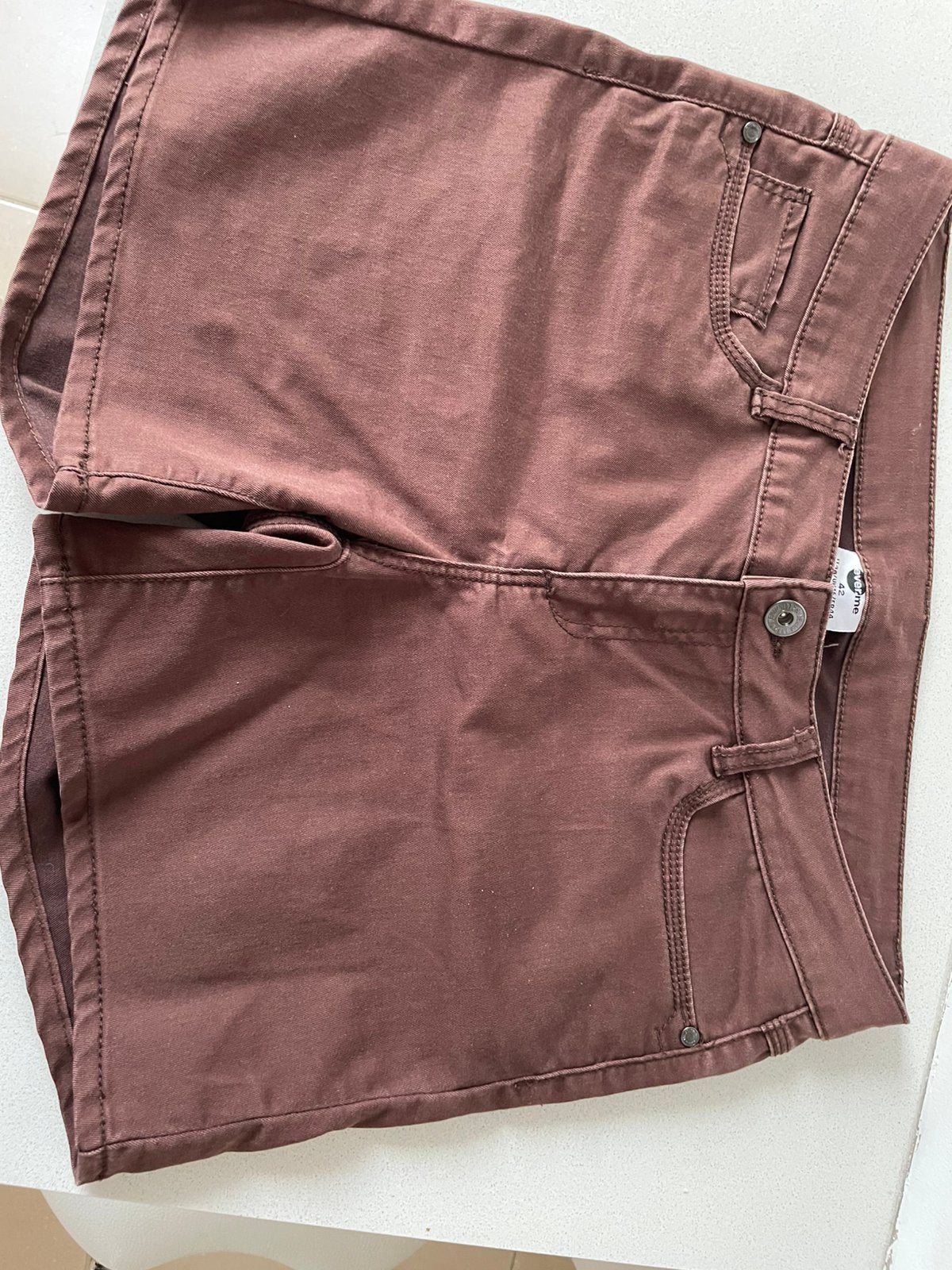 Dames short, Maat 42/44 (L), Nieuw, Ophalen of Verzenden, Bruin