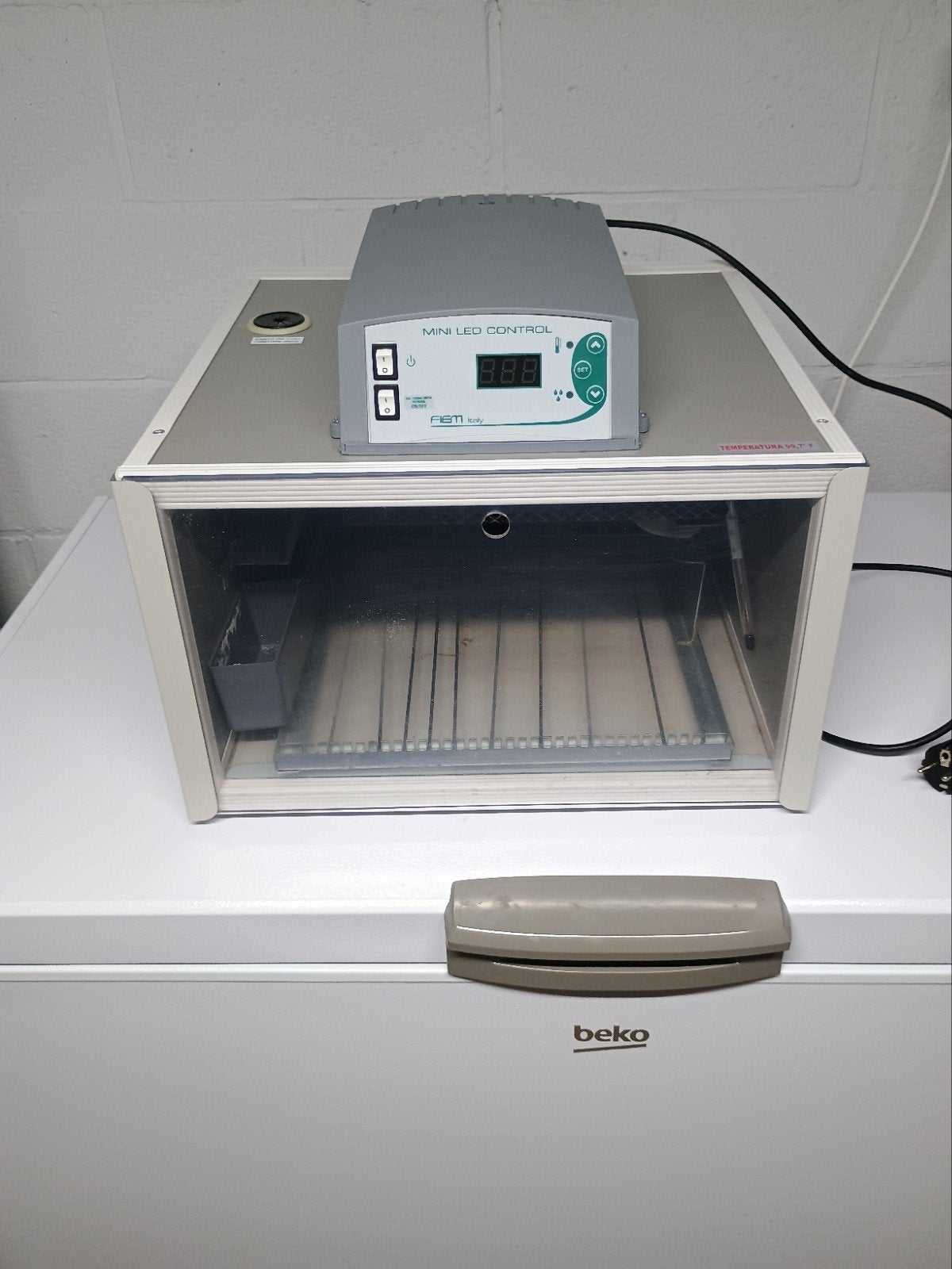 incubateur/ couveuse fiem clip cip 40, Dieren en Toebehoren, Ophalen, Zo goed als nieuw, Broedmachine