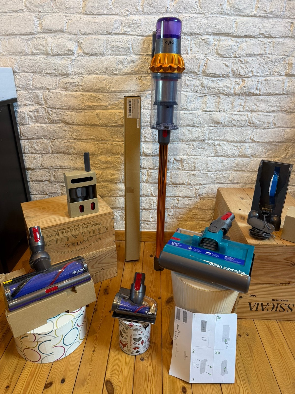 Dyson V15 Submarine Aspire & Lave comme neuf et new batterie, Electroménager, Enlèvement ou Envoi, Réservoir, Comme neuf, Dyson