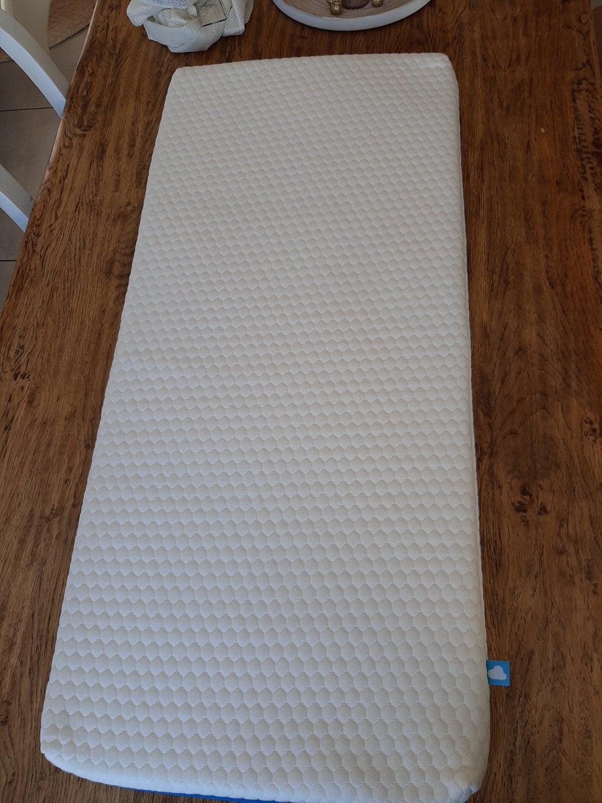 aeroslaap matras met topper en overtrek. 80x40, Ophalen, Matras
