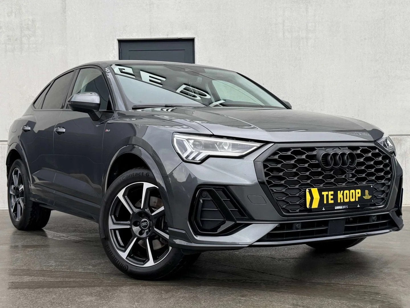 Audi Q3 Sportback Audi Q3 45 TFSI e S line | PHEV | Leder |, Autos, Argent ou Gris, Achat, Euro 6, Noir