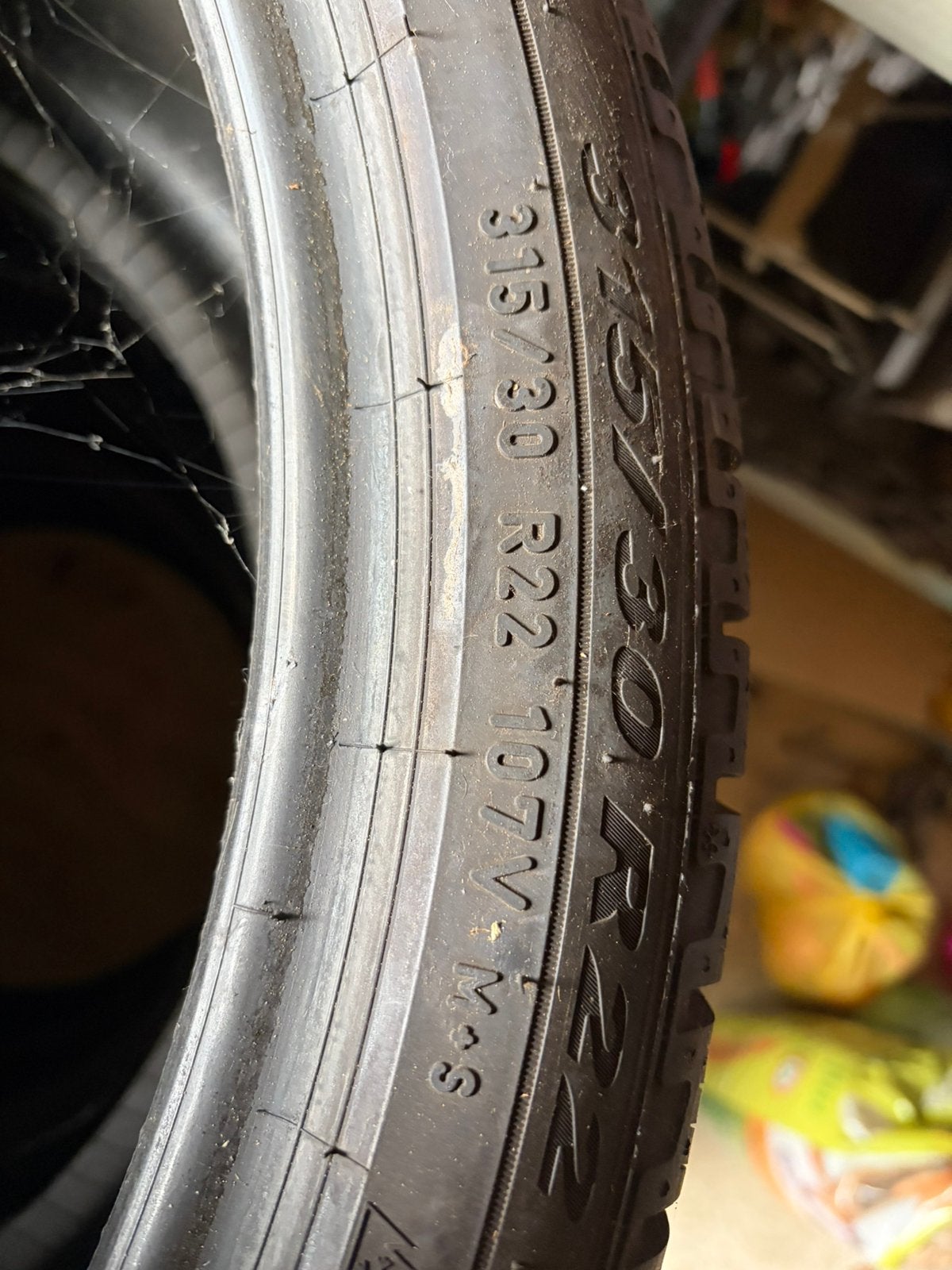 4 Winter Banden R22, Ophalen, Zo goed als nieuw