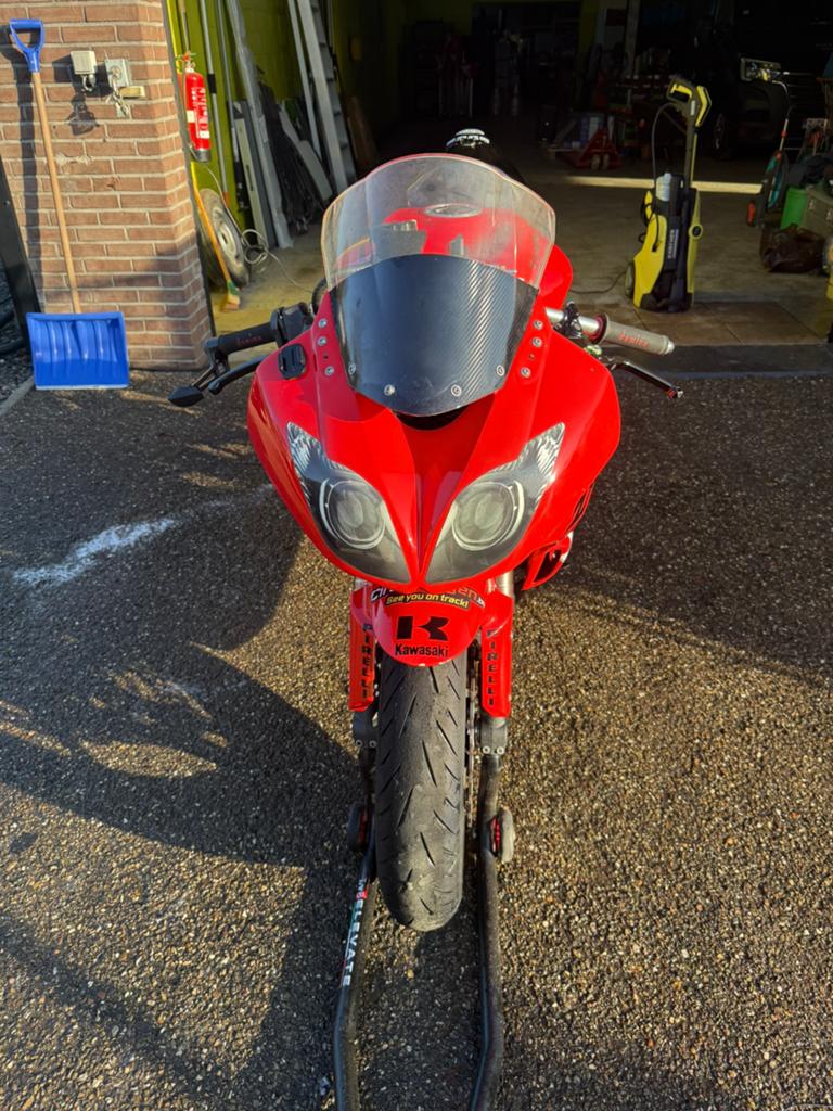 Kawasaki zx6r 2010, Bedrijf