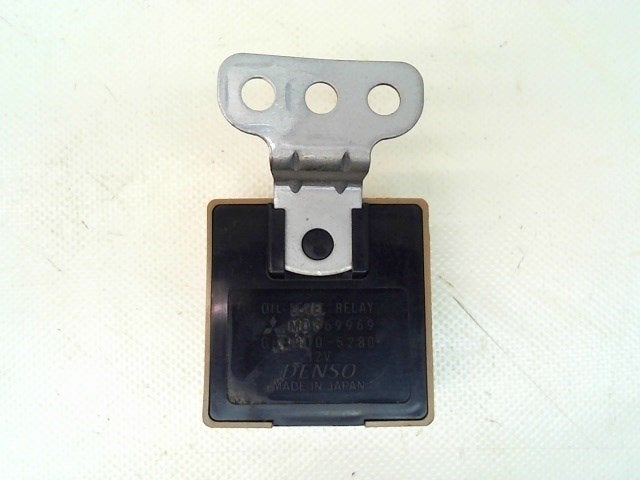 DIVERS RELAIS Pajero Hardtop (V6 / 7) (|MD369969|), Utilisé, Mitsubishi