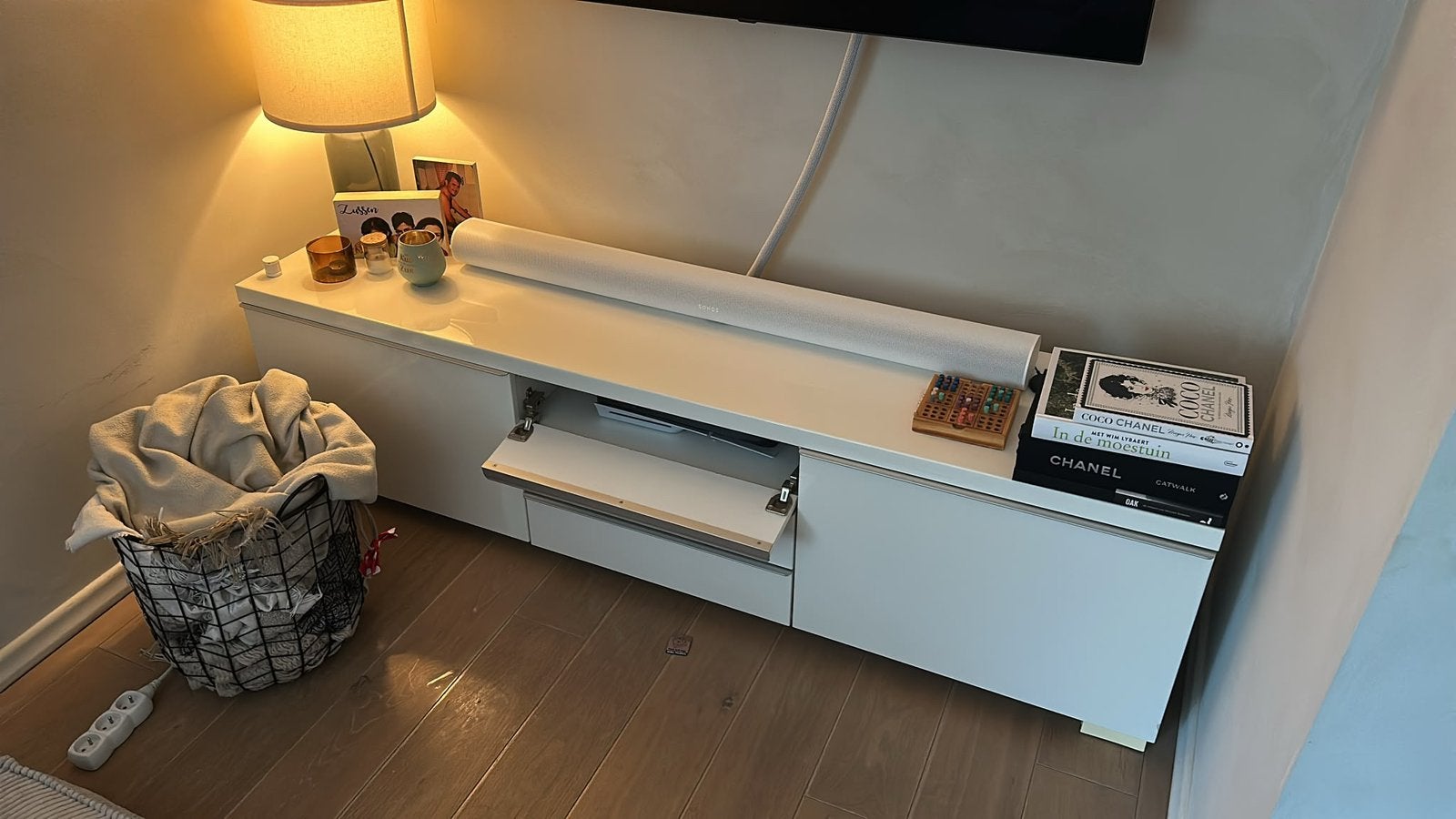 Tv meubel GRATIS OP TE HALEN, Ophalen, Gebruikt, 150 tot 200 cm, Minder dan 100 cm