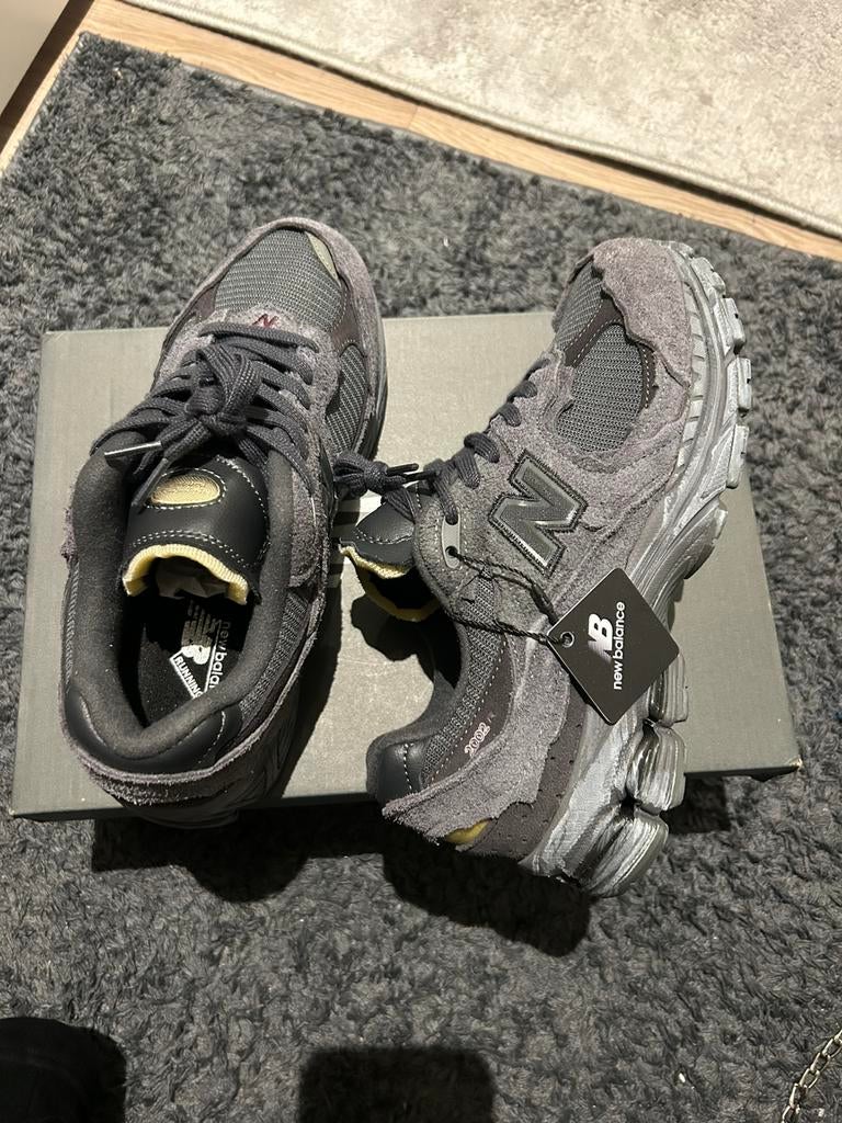 New Balance 2002r, Ophalen of Verzenden, Nieuw, Overige kleuren