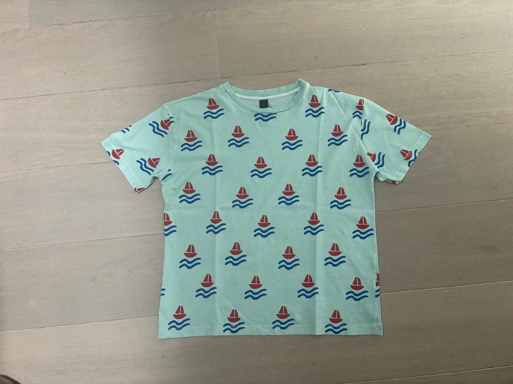 Lichtblauwe T-shirt+print van Bonmot (Maat 10-11 jr/140-146), Bonmot, Ophalen of Verzenden, Zo goed als nieuw, Shirt of Longsleeve