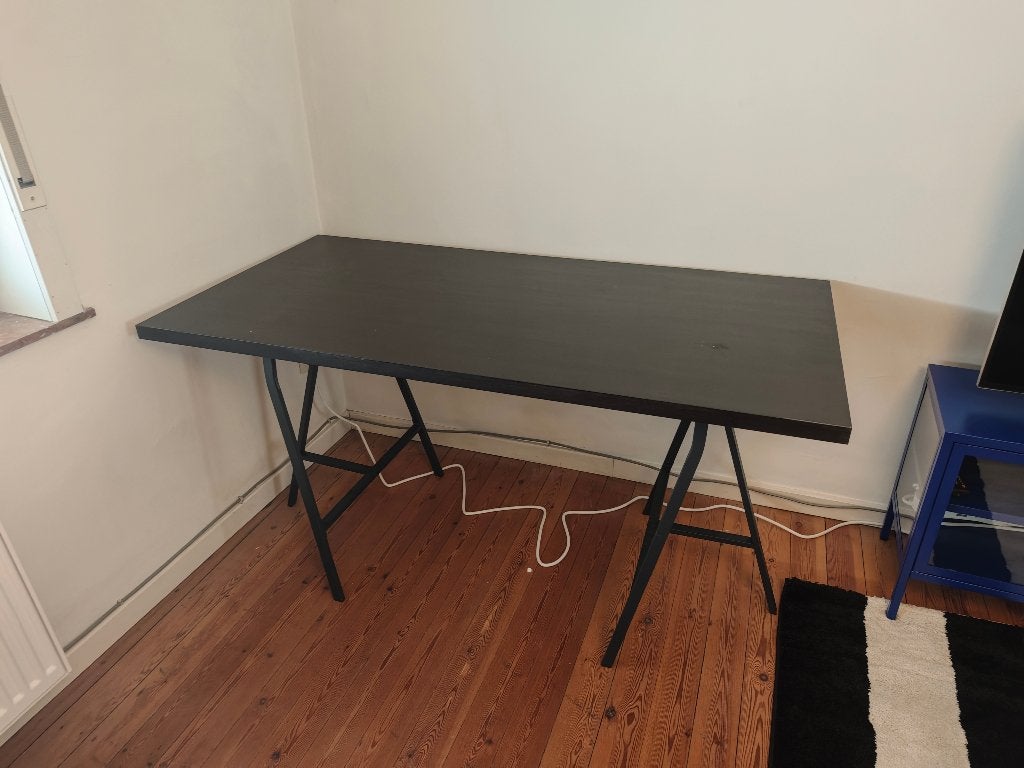 Zwart bureau IKEA, Huis en Inrichting, Bureaus, Gebruikt, IKEA, Zwart, Ophalen