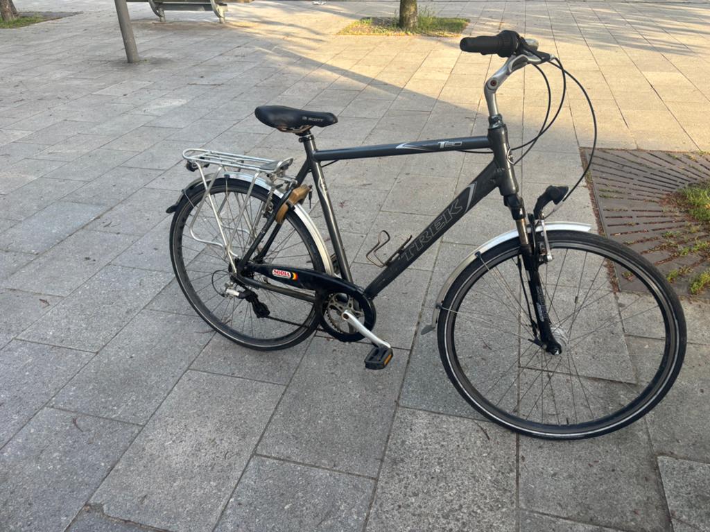 TREK Navigator t80 herenfiets, Fietsen en Brommers, Ophalen, Zo goed als nieuw
