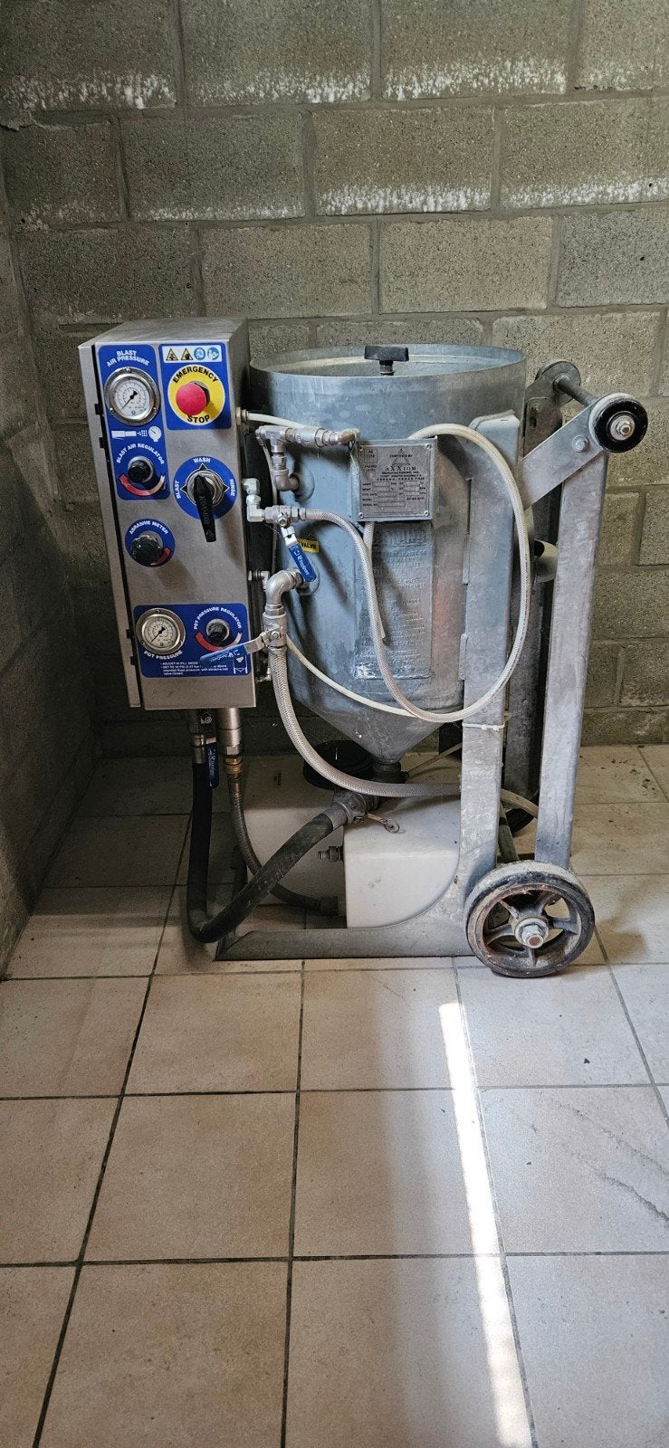 Graco EcoQuip EQ100m  Zandstraalmachine (stofarm stralen), Doe-het-zelf en Bouw, Ophalen, Gebruikt